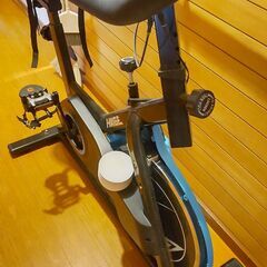 スピンバイク フィットネスバイク