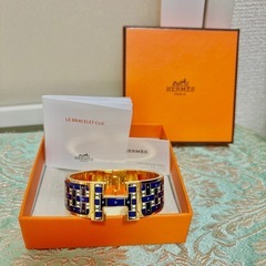 エルメス クリックバングル エルメス クリッククラック バングル