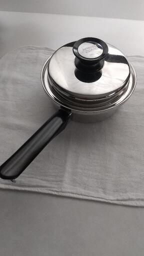 Amway　小ソースパン