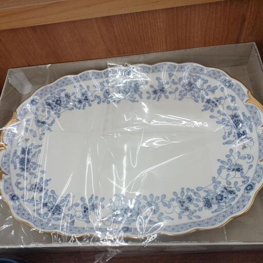 ★ジモティ割あり★プラター大皿　ナルミBoneChina　高さ(H)--× 幅(W)--× 奥行(D)--【joh 2335】