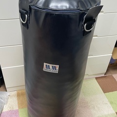 マーシャルワールド　本革サンドバッグ　ボクシング