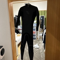 ウェットスーツ一度のみ使用しました　　　