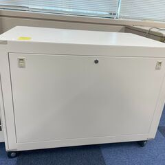 限定1台！静岡駅近好物件！！！【中古美品】オフィスサーバーラック格安お譲りします。19インチ12U