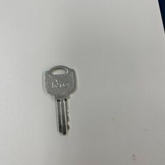 限定1台！静岡駅近好物件！！！【中古美品】オフィスサーバーラック格安お譲りします。19インチ12U