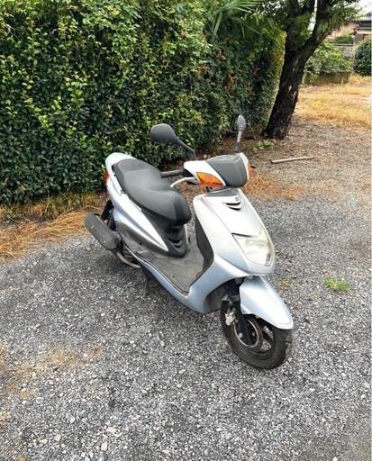 887.　動画あり　シグナスX  SE12J  バイク　小型　125cc  車体　埼玉