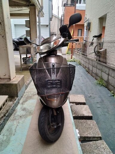 【値下げしました】原付　HONDA dioヘルメット、スマホホルダーつき