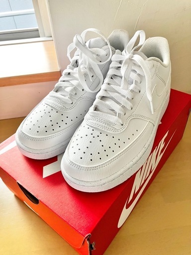 NIKE コートビション　23.5