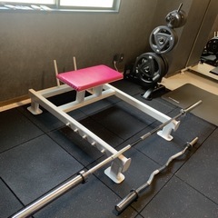 ヒップスラストベンチ　ヒップアップ