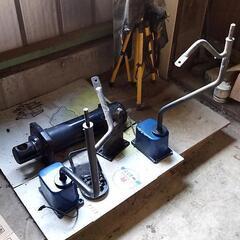 タダノクレーン・UNIX・カゴクレーン敷板兼用・現金手渡しでお願いします。