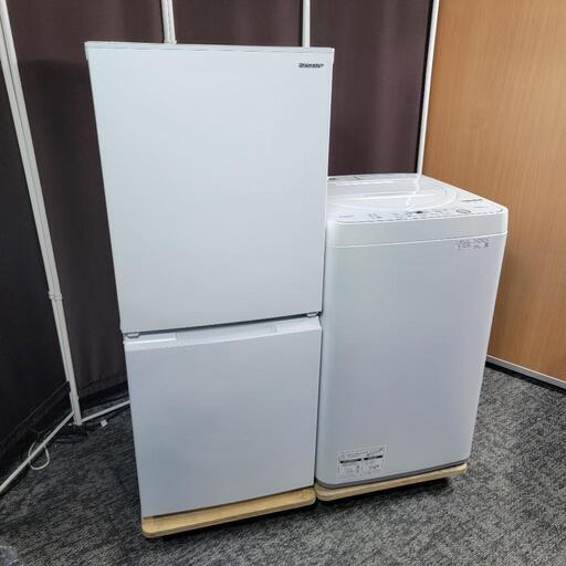 ‍♂️h060922売約済み‼️配送設置は無料‼️最新2023年製✨つけかえドア対応✨SHARP 家電セット