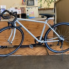 【前後タイヤ・チューブ新品！】7段変速　700×28cロードバイク　ホワイト