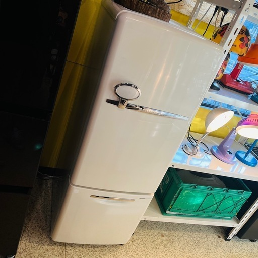 【池上店】  【ジャンク扱い】　デザイン家電　冷蔵庫　ナショナル　National　ウィル　Will　 Fridge 　レトロ　ノスタルジック　おしゃれ　インテリア　オフホワイト　検　スペースエイジ　宇宙　無垢　撮影　大道具　ドラマ　小道具