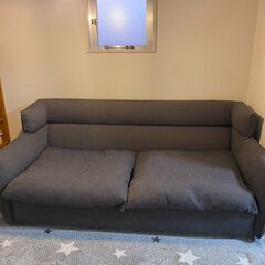 ほとんど使用していないソファ