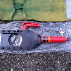 油圧ケーブルカッタP-100A型