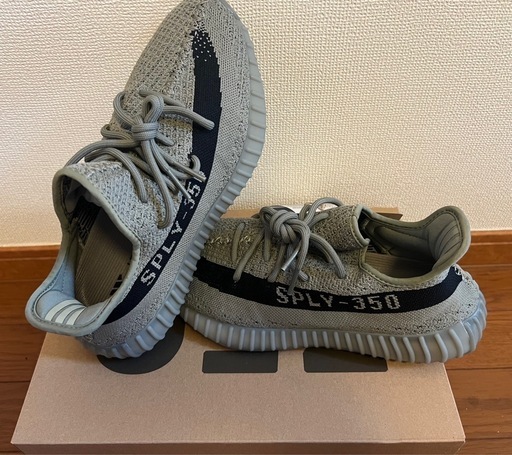 新品 yeezy boost 350v2