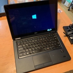 超レア！大特価！小型12.5inch液晶/軽量薄型人気機種 Dell 