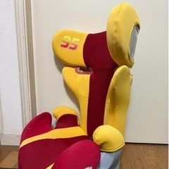 カーズ　チャイルドシート　ジュニアシート