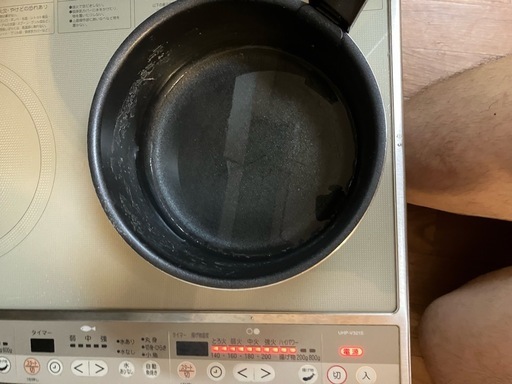 IH据え置き型2口　東芝UHP-321S 美品 IH据え置き型2口 東芝UHP-321S 美品 TOSHIBA 東芝 IH