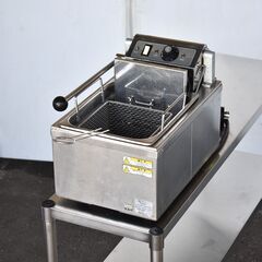 【ジモ取引終了9/29】≪zyt1605ジ≫ fujimak/フジマック 卓上電気フライヤー FEF82X 単相200V 2016年製造 幅30cm 奥行45cm 動作未確認 現状品 中古厨房機器/宮城県仙台市 60722-03