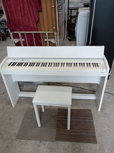 ［F1794］〈中古品〉Roland　ローランド　電子ピアノ　F-120-WH ※音出し確認済