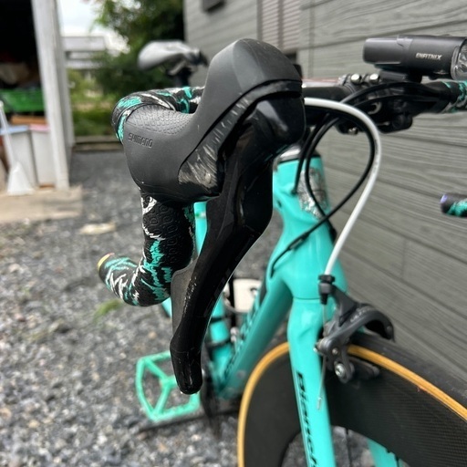 最終値下げ！Bianchi インテンソ　カーボンフレーム　カーボンホイール