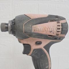 マキタ 18V 充電式インパクトドライバ TD146DRFXP ピンク バッテリ(BL1830×2)、充電器(DC18RC)付 電動工具 makita DIY 札幌市 白石店