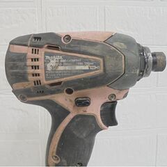 マキタ 18V 充電式インパクトドライバ TD146DRFXP ピンク バッテリ(BL1830×2)、充電器(DC18RC)付 電動工具 makita DIY 札幌市 白石店