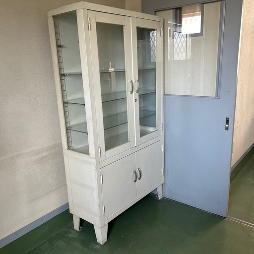 医療用 器械戸棚 22万円