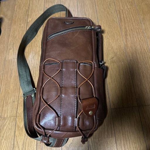 HERZ ワンショルダーバッグ