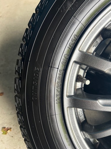 195/65R15 ヨコハマ IG60 バリ山 スタッドレスタイヤ 195/65/R15 ヨコハマ バリ山スタッドレスタイヤ バリ山 】195/65R15