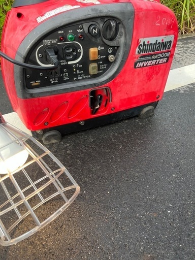 シンダイワ　新ダイワ　インバーター　発電機　ieg900M 動作確認済み　災害　防災　キッチンカー　キャンプ　アウトドア
