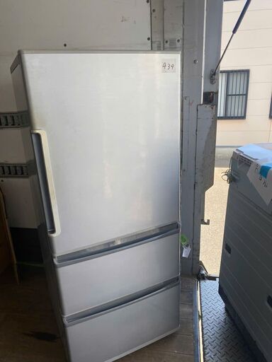 NO 434 ?北九州市内配送設置無料✨? AQUA アクア 冷蔵庫(272L・右開き