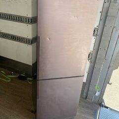 NO 439 🌈北九州市内配送設置無料✨🌈　シャープ SHARP プラズマクラスター冷蔵庫 （271L・右開き） ブラウン系/ダークウッド SJ-PD27A-T