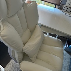 ゲームデスク・ゲーミングチェア