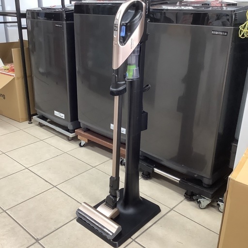 HITACHI 日立　掃除機　充電式掃除機　クリーナー　PV-BH900G 2020年製