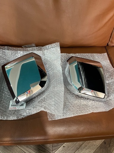 トヨタ　ハイエース　ミラーカバー　純正品　新車外し
