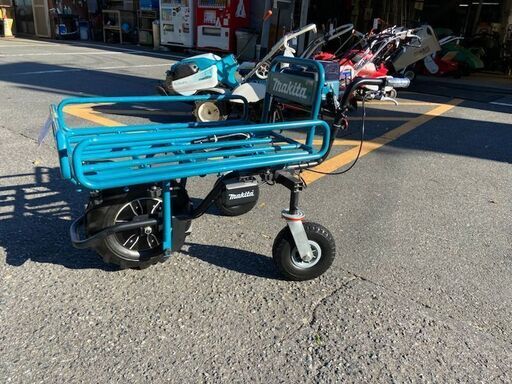 充電式運搬車 CU180D マキタ/makita 税込￥77,000-【店頭引取限定】【寄楽屋 きらくや 成田本店】