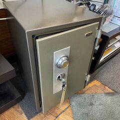 ☆440 『格安』ITOKI イトーキ 耐火金庫 白系【リサイクルマート鹿児島