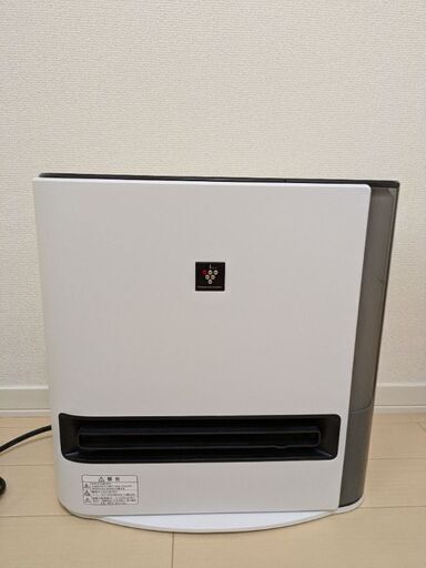 SHARP　シャープ　加湿セラミックファンヒーター