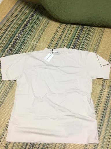 バレンシアガ　tシャツ