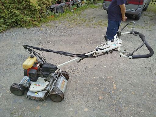 草刈機　共立　キョーリツ　４ＷＤあぜ草刈機　ロータリモーア　ＡＺ８５０Ａ　実動良好！！　軽い２スト　ゴルフ場上がり