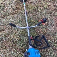 彫刻根付玉 直径:6.4cmエンジン式仮払機 草刈機