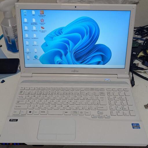 1年保証（Windows 11+Office2021年） FUJITSU LIFEBOOK AH45/K