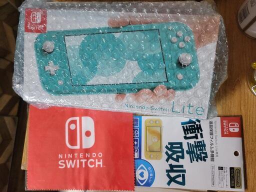 Nintendo　Switchライト　ターコイズ