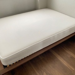 【無印】ダブルベッド　マットレス・脚部付き