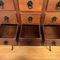 【GO-169】薬棚 タンス 小物入れ 引き出し 15杯 脚付 収納家具 昭和レトロ アンティーク ヴィンテージ