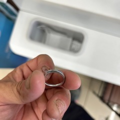 PT900の刻印が入った指輪