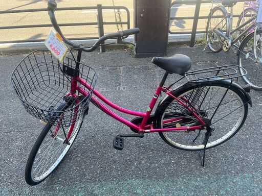リサイクルショップどりーむ天保山店　No1365 　自転車　ママチャリ　ピンク　状態良好　26インチ　ベル付き　ライト付き