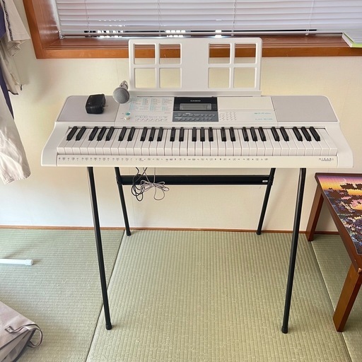 電子ピアノ