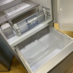 9/9値下げしました！⭐️高機能 ⭐️2011年製 HITACHI 365Ｌ 冷蔵庫  R-S37BMV ヒタチ No.3118